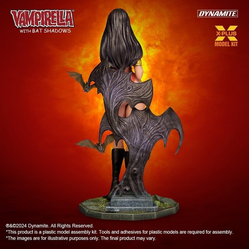 X-Plus 1/8 Scale Vampirella with Bat Shadows Plastic Model Kit NEW - Picture 12 of 12