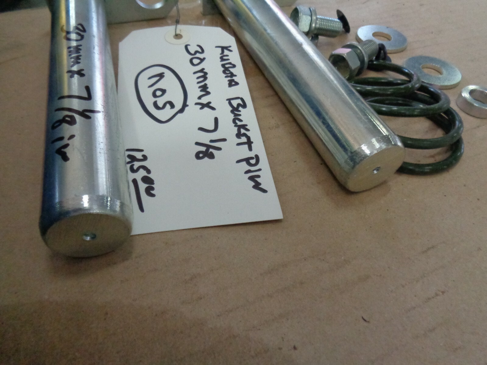 KUBOTA BUCKET PINS 30MM X 7.1/8 IN eBay
