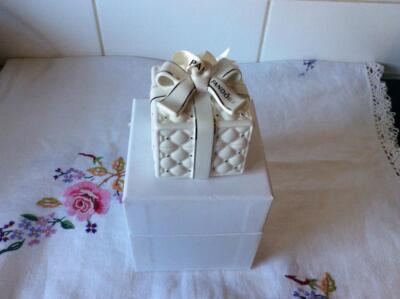 BOXED PANDORA Limited Edition 2016 Present Porcelain Ornament