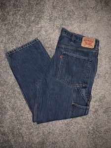levis red tag