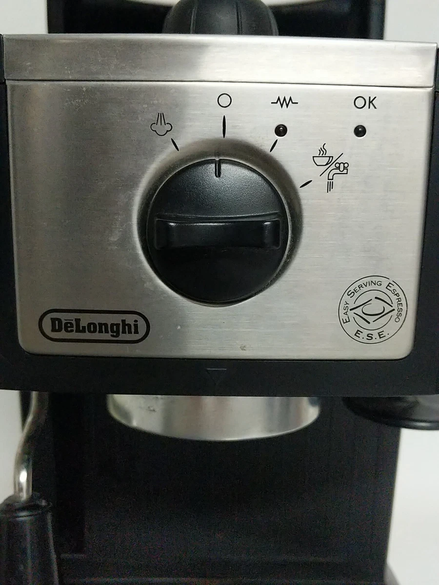 DeLonghi EC155 15 Bar Espresso and Cappuccino Machine Black Accessories