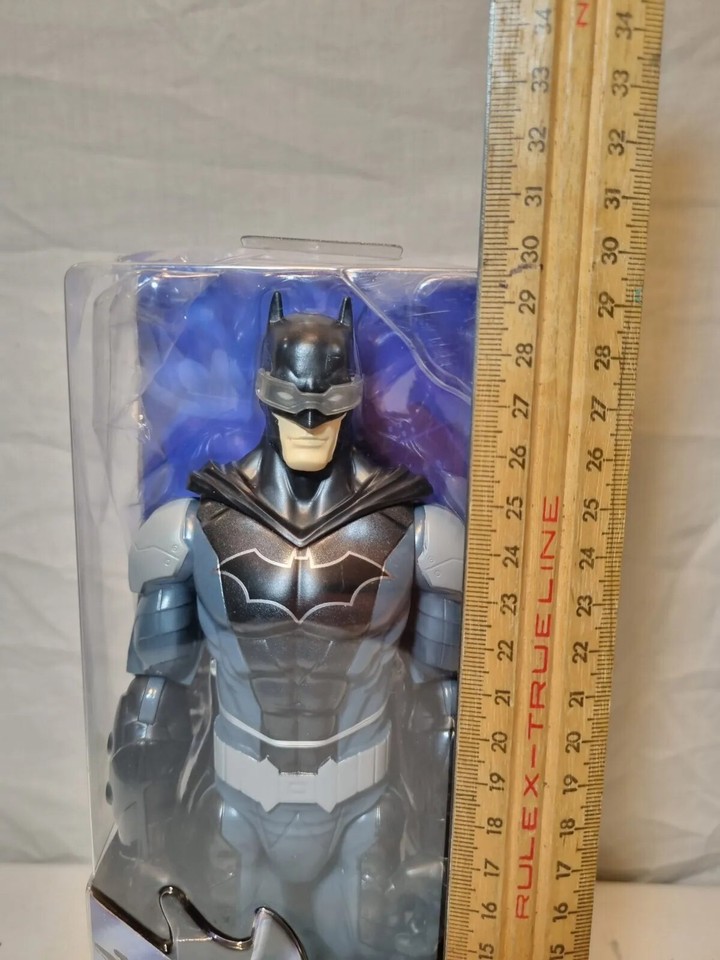 Spin Master Toys DC Comics Batman Action Figure New Never opened