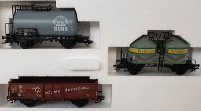 MARKLIN NEW #47909 HO 1/87 Scale German DR Era IV 3 Piece Freight Car Set