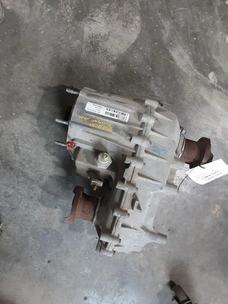 2012-2018 Jeep Wrangler (3.6L), AT Transfer Case Assembly ID 52123497AA OEM - Imagem 3 de 4