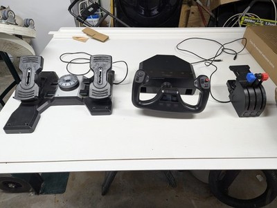 Saitek Pro Saitek Flight Yoke & Throttle Quadrant with Rudder Pedals