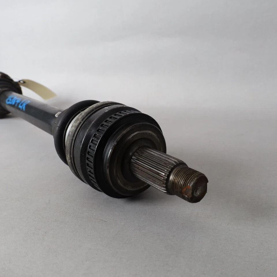 2008-2013 BMW 128i 328i Eixo Traseiro Esquerdo Junta CV 33217537715 OEM Usado - Imagem 3 de 4