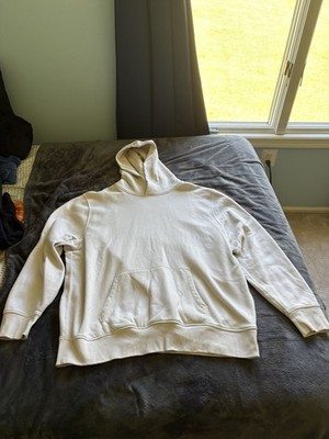 Cream Gap Sweatshirt