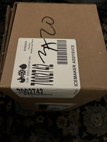 7002742 Genuine  Sub-Zero Ice Maker Assy For 648PRO Refrigerator Model OEM NEW