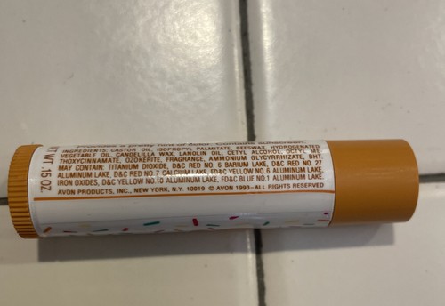 Vintage 90s Avon Buttercrunch Favorite Flavors Ice Cream Cone Lip Balm 1993 Rare - Picture 3 of 3