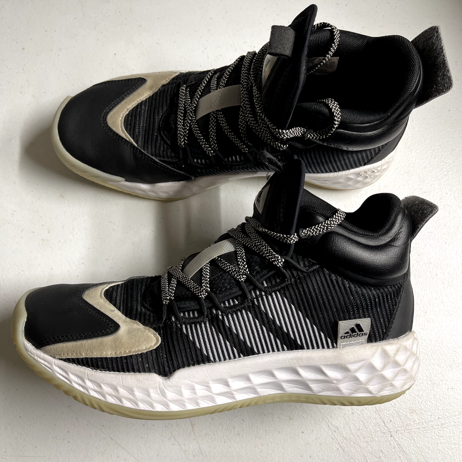 SAOLA Scarpe Adidas Pro Boost Uomo 7.5 Mid Nero Bianco Basket Scarpe da Ginnastica Sportive