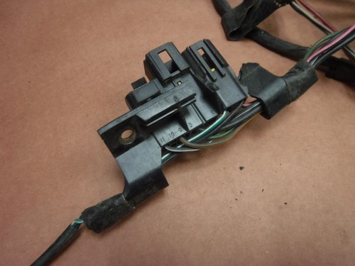 Jeep Grand Cherokee ZJ 1995 Liftgate Defrost Wiring Harness Glass Window - Picture 3 of 6