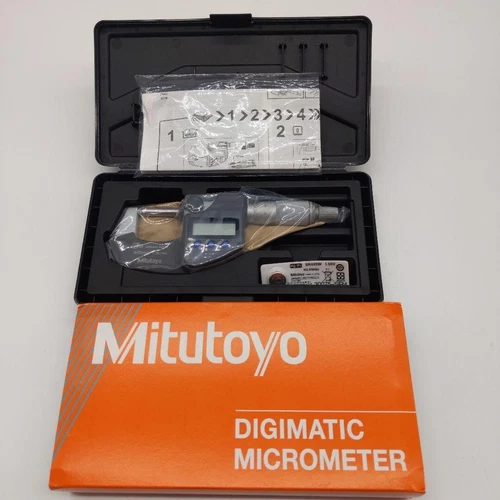 Mitutoyo 293-240-30 Digimatic Micrometer No-Output 0-25 mm MDC-25PX W/ Case New