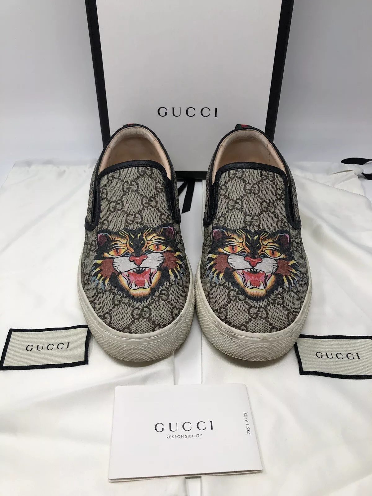 Baskets à enfiler Gucci Supreme GG monogramme « Angry Cat »