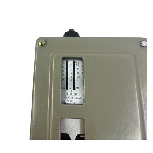 Danfoss RT30AS Druckbegrenzer 17-5189050 AC15=3A 400V IP66 max.Temp.70°C Danfoss - Picture 12 of 12