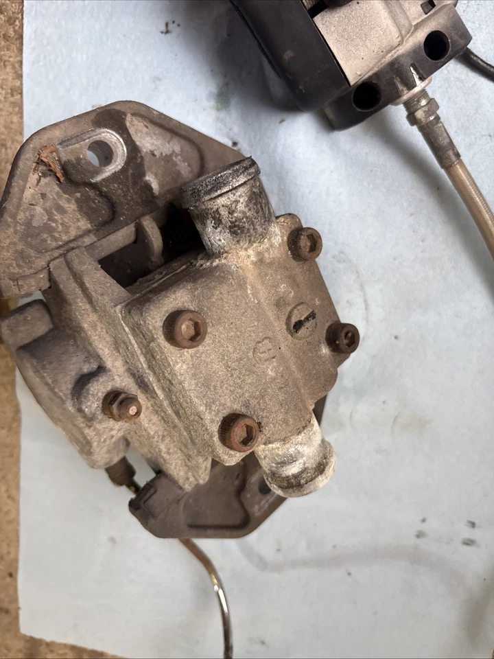 Polaris RMK 800 2002 pinza de cilindro maestro de freno 388 Foto 4 de 4