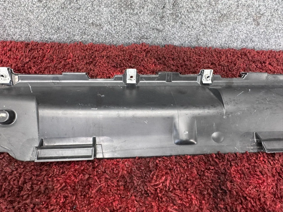 Cubierta de filtro de cabina de aire inferior BMW 1999-2006 E46 OEM 121K Foto 3 de 4