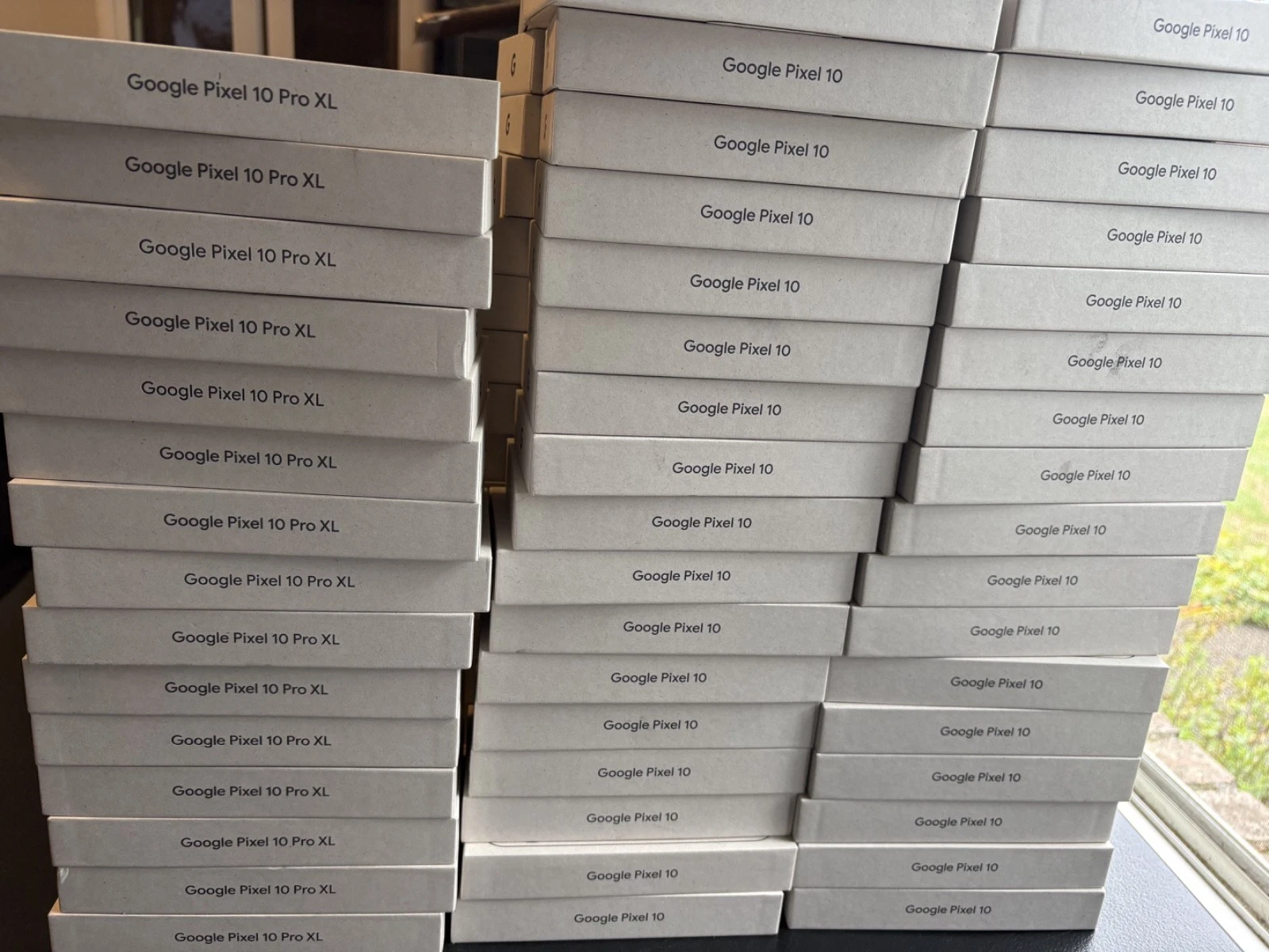 Google Pixel 9, 10 and 11 OEM PRO and XL Retail Box Empty includes OEM Cable - product detail image 2