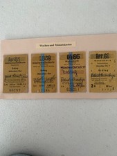 Eine Sammlung historischer Fahrkarten von der...