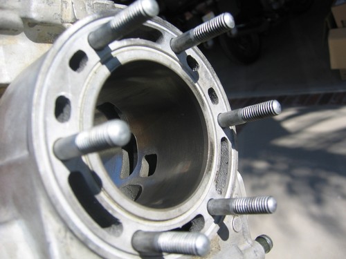 1999 2000 SUZUKI RM250 OEM CYLINDER SLEEVED & POWER VALVES & FRESH WISECO PISTON - Bild 14 von 24