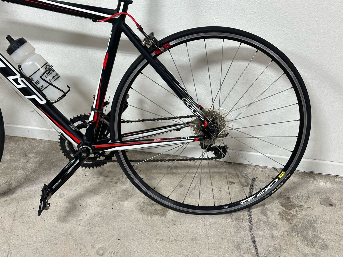 Felt Z85 Road Bike 54cm/Medium, Shimano 105, Carbon Fork Felt Z85 Road Bike 54cm/Medium, Shimano 105, Carbon Fork