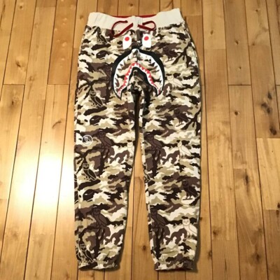 リバーシブル OVO BAPE camo シャーク スウェットパンツ APE Reversible OVO × BAPE camo Shark sweat pants A Bathing Ape Size M