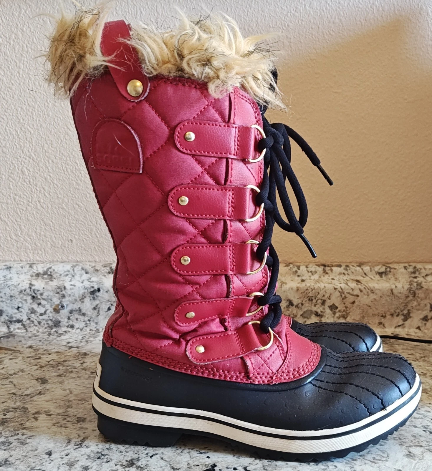 sorel snow joan of arctic waxed quilted canvas faux fur cuff boots