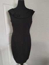 Calvin Klein Size 14 Sleeveless Black Dress With Neck Flower