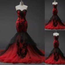 Gothic Mermaid Wedding Dresses Black Red Strapless Lace Applique Bridal Gowns