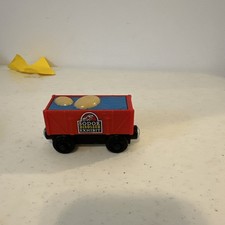 Thomas Friends Wooden Train Engine DINO EGG DISCOVERY CAR Light Up Fossil
