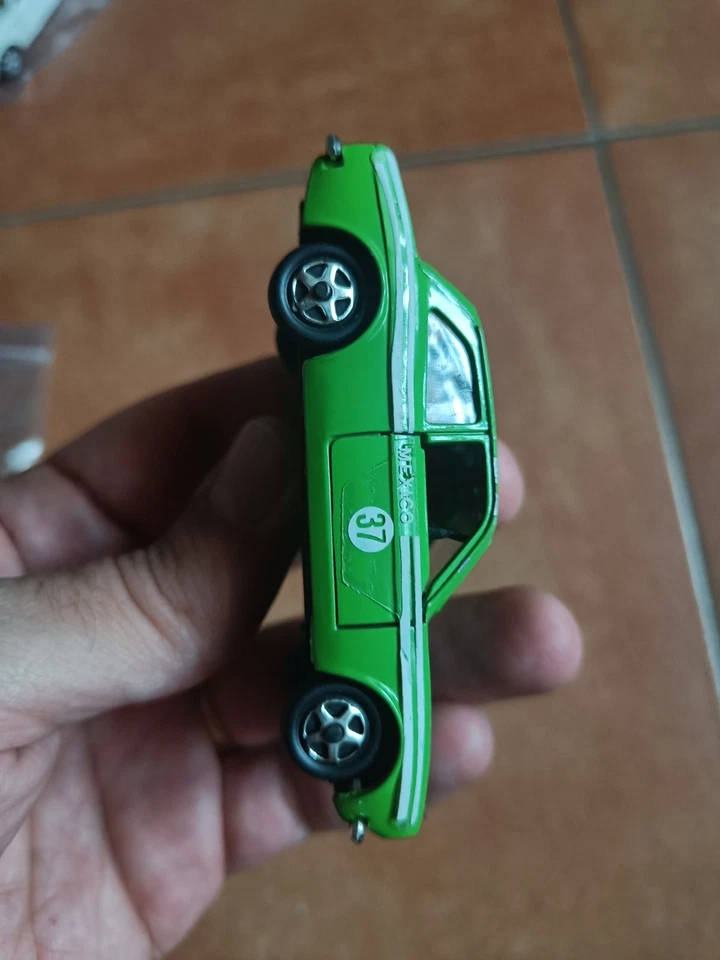 Automodello MEBETOYS FORD ESCORT VERDE CHIARO A-53 SCALA 1/43 MEXICO anni 70 - Immagine 4 di 4