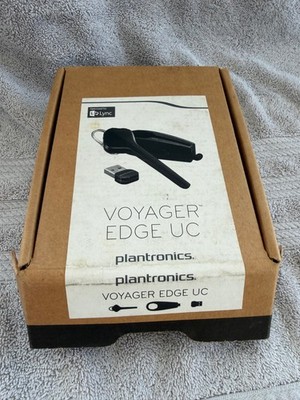 Plantronics Voyager Edge UC B225-M Bluetooth Headset + Charger  New in Box