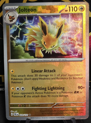 Pokémon Jolteon #029/131 Prismatic Evolutions Reverse Holo Poke Ball Pattern