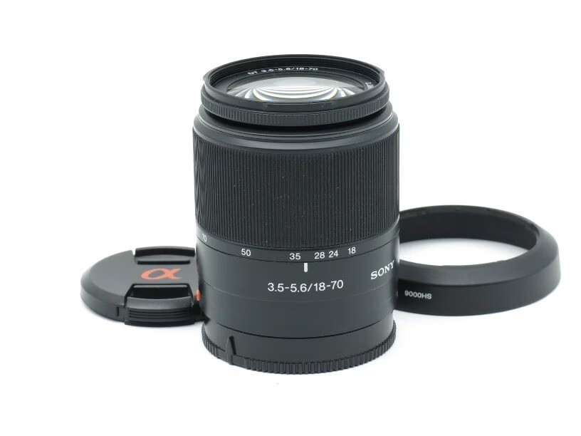 SONY α/DT １８-７０mm（良品） Sony DT 18-70mm F3.5-5.6 AF Standard Zoom Lens with Hood