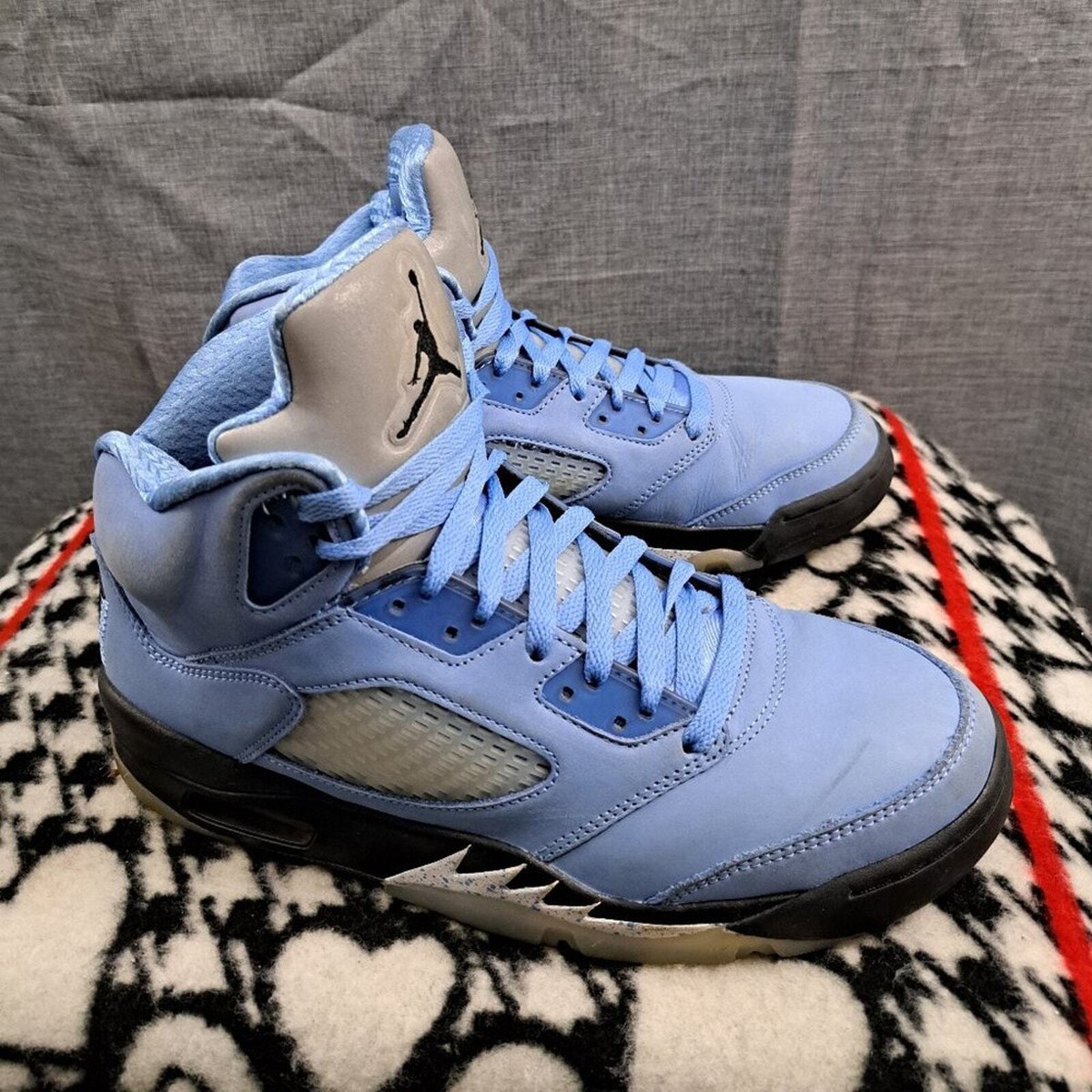 Nike Air Jordan 5 Retro SE Mid 'UNC' Mens's Sz 10 (DV1310-401) | eBay