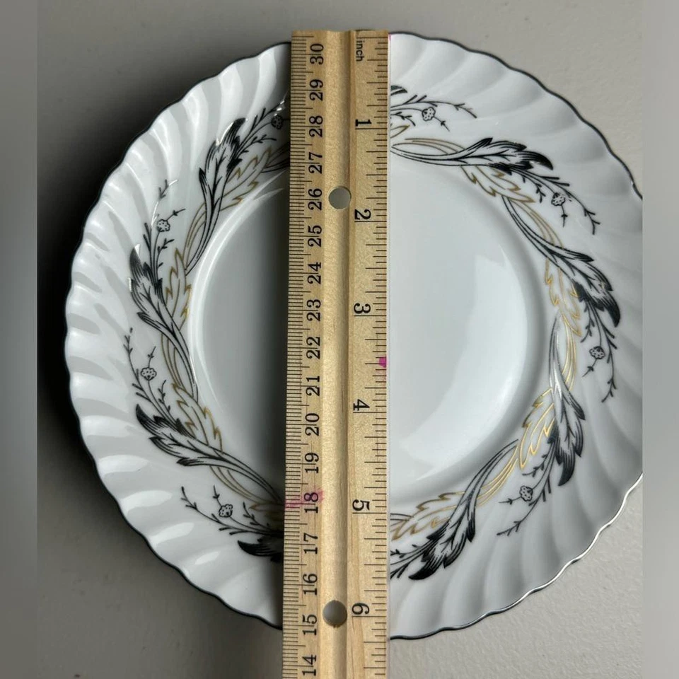 Juego de 4 platos de pan y mantequilla Princess Pearl Grey de ROYAL TETTAU Foto 2 de 4