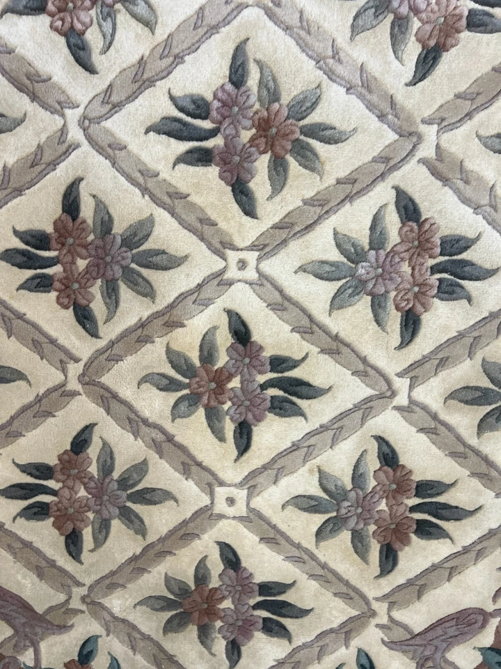 8' x 8' Round Chinese Art Deco Oriental Rug - Hand Made - Full Pile - 100% Wool - Image 4 of 4