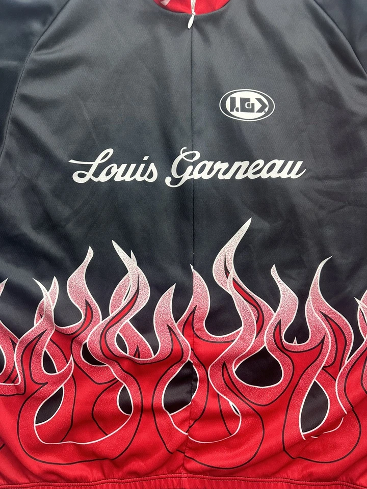 Camiseta de ciclismo Louis Garneau vintage roja llamas 2XL con 3 bolsillos para botellas Foto 4 de 4