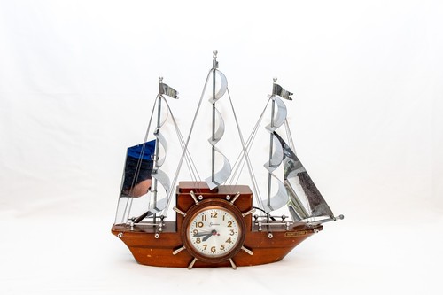 Rare Vintage Yankee Clipper Sessions Clock