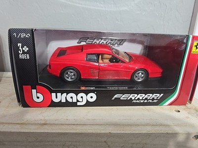 Burago Race + Play Ferrari  1/24 Scale Red Model Car Testarossa