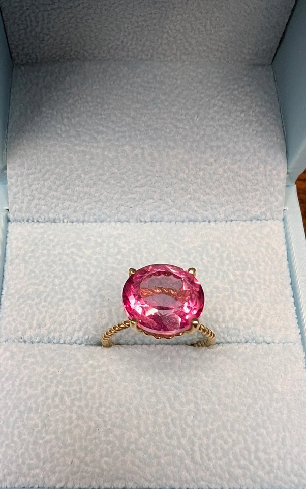 Anillo retorcido de topacio rosa Ross-Simons de 8,25 quilates en oro amarillo de 14 k Foto 3 de 3