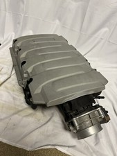 Lt1 Intake Manifold With Oem Throttle Body Used