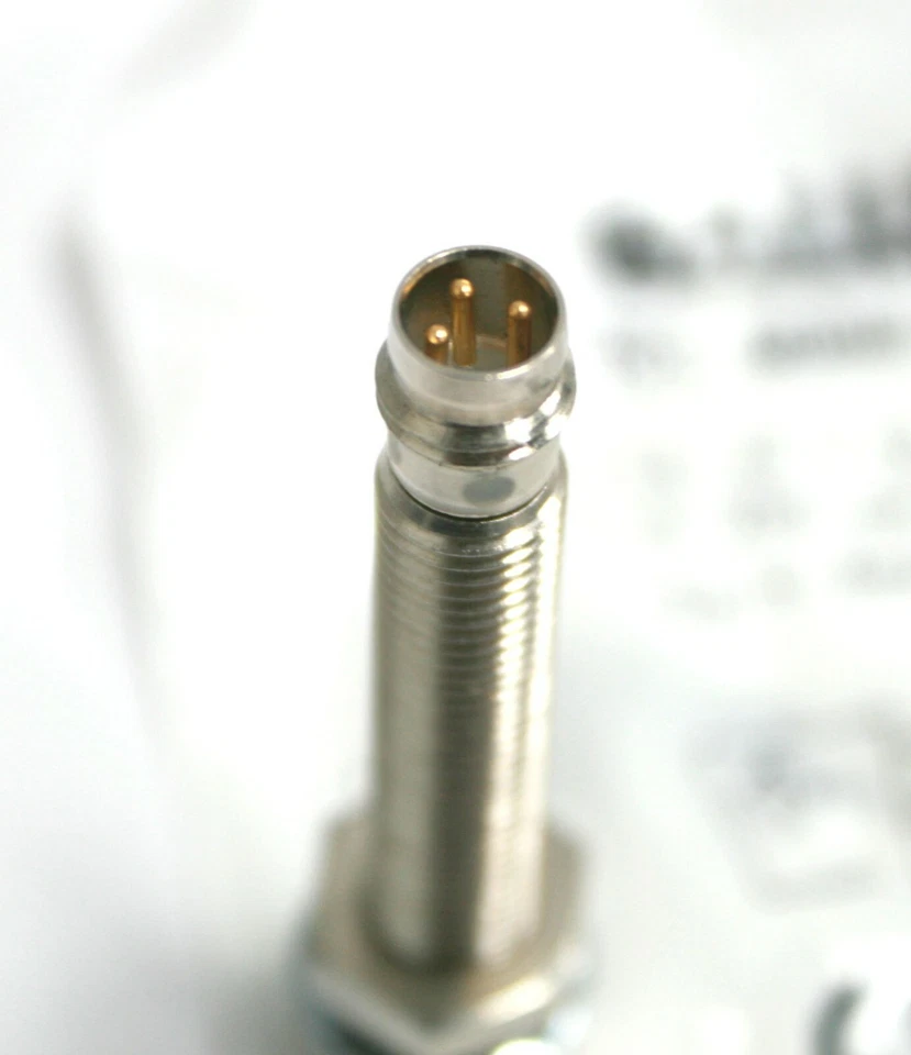 BES01ZT BALLUFF Sensor BES M08MI-NSC40B-S49G & C49BNE00VY050M Cordset Cable    - Image 3 of 4