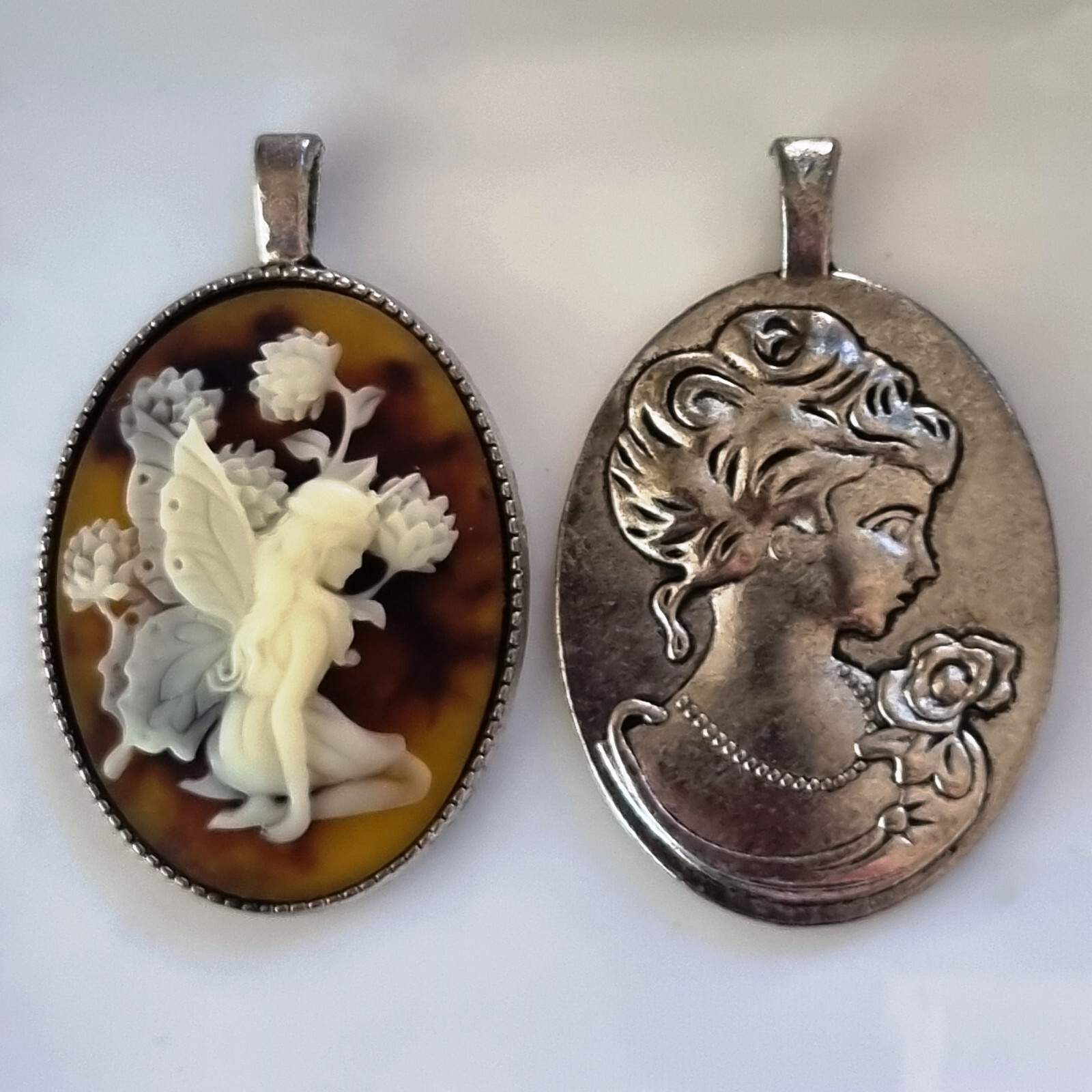 Cameo necklace Garden Fairy ivory silver tone setting double sided & cable chain