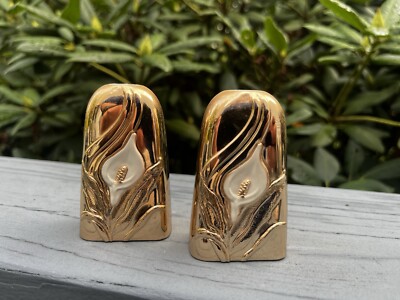 Vintage Wm. A. Rogers Oneida Calla Lily White & Gold Tone Salt & Pepper Set 3''
