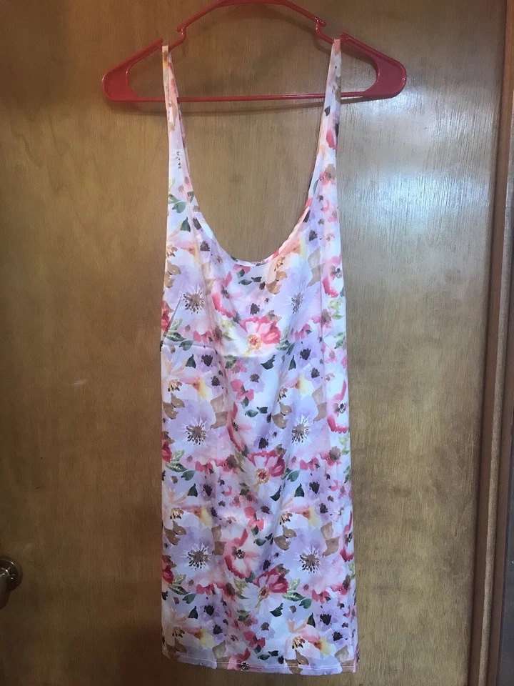 Bonita Femenina Sedosa Lavanda Y Floral Felina Juego de 2 Piezas Chemise y Bata Foto 4 de 4