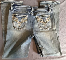 Vigoss Jeans Womens 12 Blue Slim Boot Med Rise Embroidered Pockets Stretch Denim