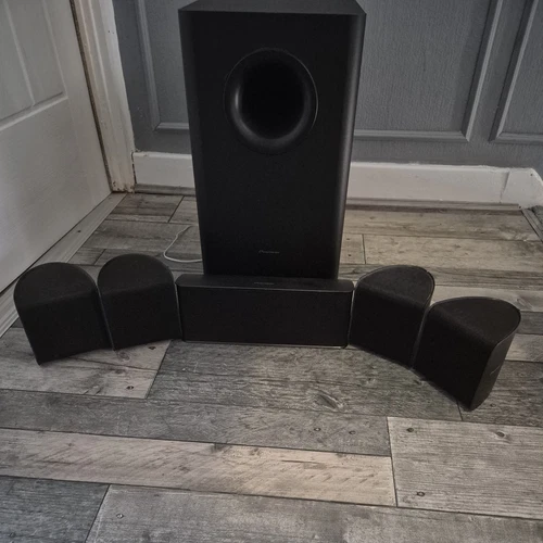 Pioneer Surround Sound  with 5 Speakers S-11A-P and sub woofer 