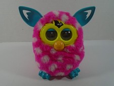 Hasbro 2012--Rosa interactivo con lunares blancos Furby Boom (mira)