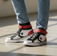 Converse Pro Blaze Strap HI  Boys Kids Size 4 Black Red Leather Strap High Top