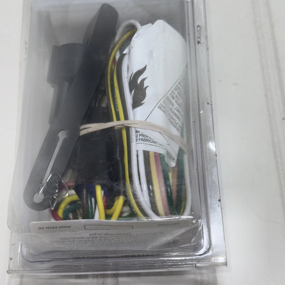 Cableado 4 planos CURT 55325 para Ford Ranger selecto, Mazda B2300, B3000, B4000 Foto 3 de 4